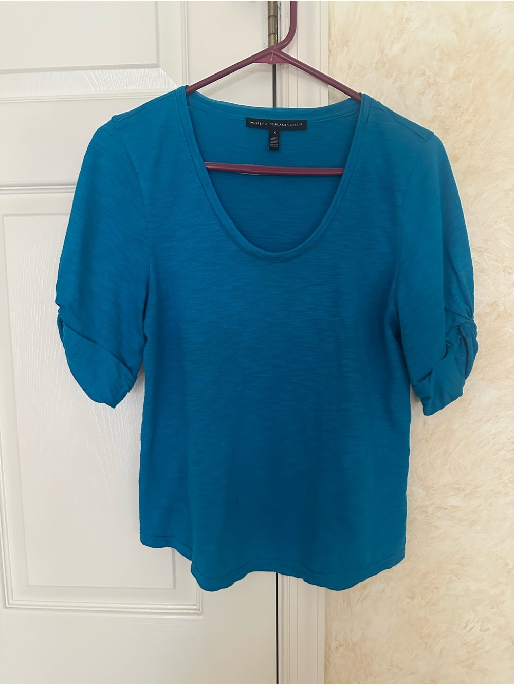 White House Black Market Teal Short Puff-Sleeve Scoop Neck Top